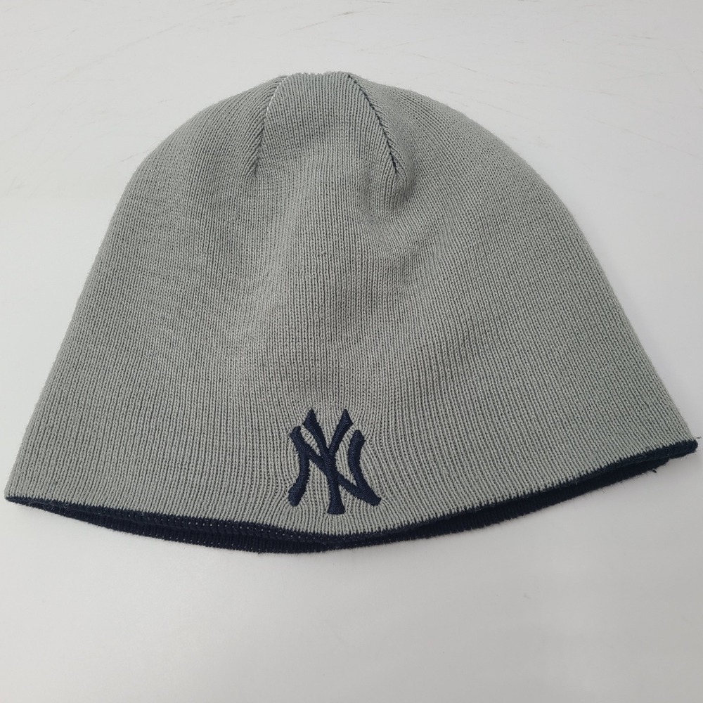 New York Yankees Hat Beanie Reversible Gray Blue MLB Baseball Knit Stocking Cap